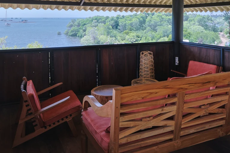 STILT HOUSE 03