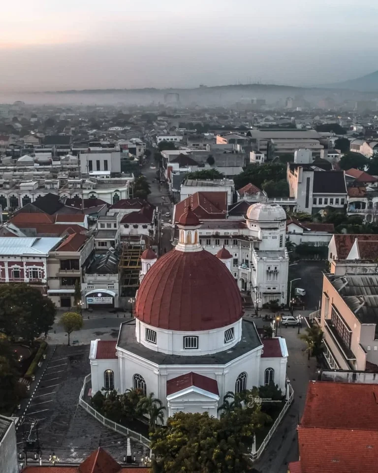 tempat strategis semarang